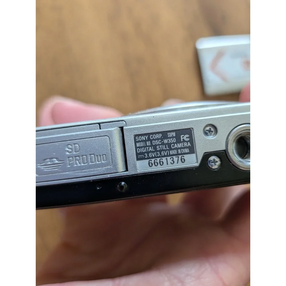 Sony Cyber-shot DSC-W350 14.1MP Compact Digital Camera (For Parts or Repair)